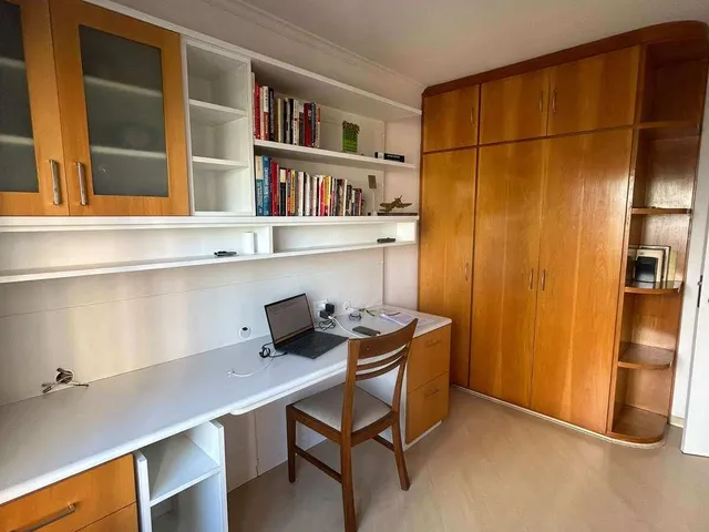 Imagem 3: Apartamento de Luxo À Venda em São Paulo, Real Parque, com 4 Quartos, 120M²