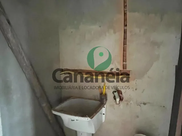 Imagem 13: Casa À Venda em Cananéia-Sp, Bairro Balneário Terra Nova: 4 Quartos, 3 Banheiros