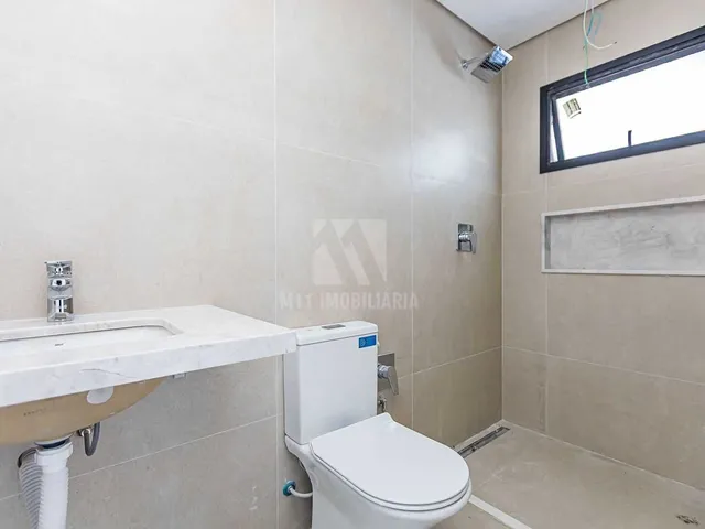 Imagem 14: Cobertura no Bairro Ahú 4 Suítes, Lavabo, 4 Vagas de Garagem, Box, Sala de Estar e Jantar, Condomínio Clube