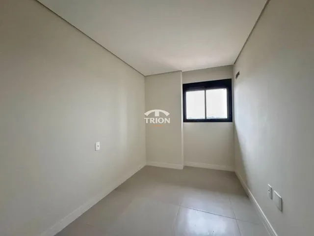 Imagem 9: Apartamento a venda de 2 dormitórios com 1 suíte e 74m² no São Cristóvão - Lajea