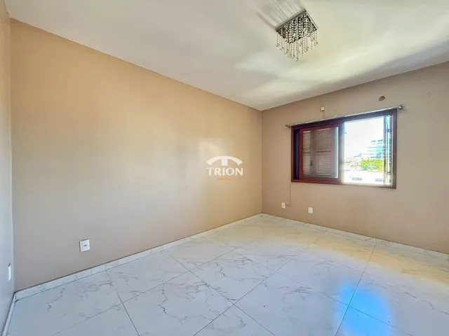 Imagem 2: Cobertura À Venda com 3 Dormitórios 1 Suíte e 134,28M² no Bairro Centro - Lajead