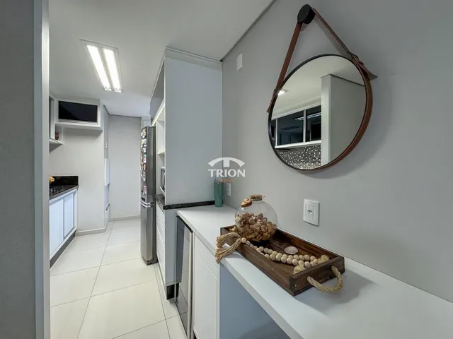 Imagem 3: Apartamento à Venda — 2 Dormitórios Mobiliado
