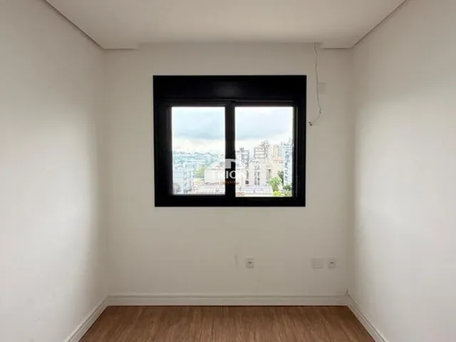 Imagem 9: Apartamento à Venda — 3 Dormitórios, 128 m², Sacada com Churrasqueira, Semimobil