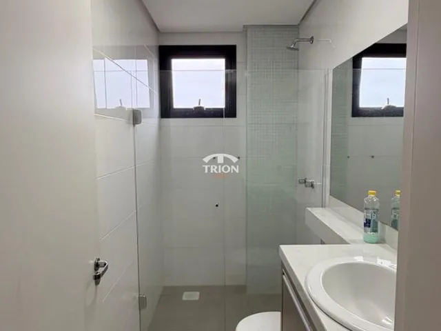 Imagem 10: Apartamento à Venda — 3 Dormitórios, 128 m², Sacada com Churrasqueira, Semimobil