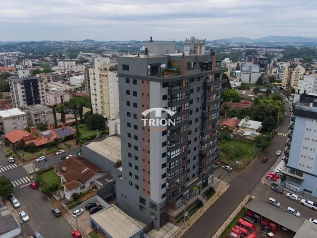 Imagem 4: Apartamento à Venda — 3 Dormitórios, 128 m², Sacada com Churrasqueira, Semimobil