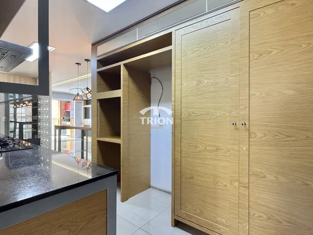 Imagem 2: Apartamento Semimobiliado à Venda — 3 Dormitórios, Suíte, 116 m² e 2 Vagas