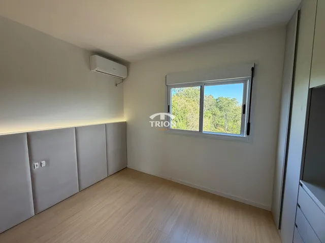 Imagem 3: Apartamento Mobiliado À Venda - 71 M², 3 Dormitórios, Lareira, Sacada com Vista