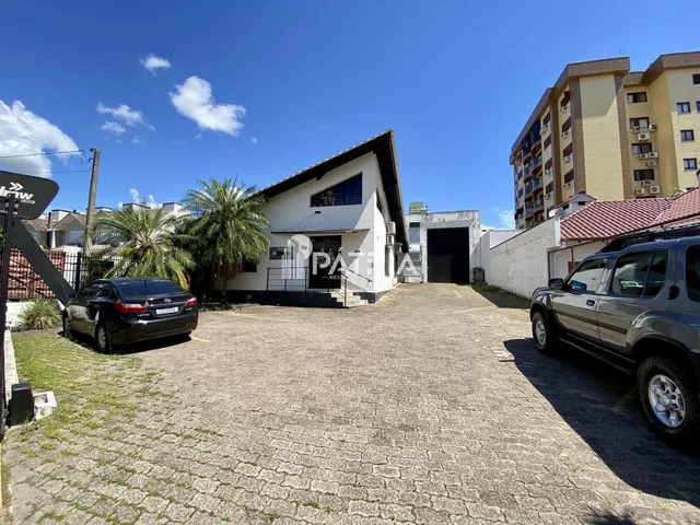 Imagem: Prédio Comercial no Centro de santa Cruz