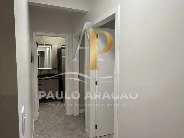 Imagem 10: Apartamento de Luxo À Venda, no Edifício Ana Paula em Itapema, Meia Praia, com 3 Quartos, 100M²