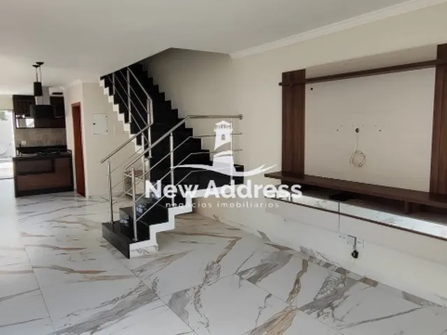 Imagem: Casa Triplex de Alto Padrão e PORTEIRA