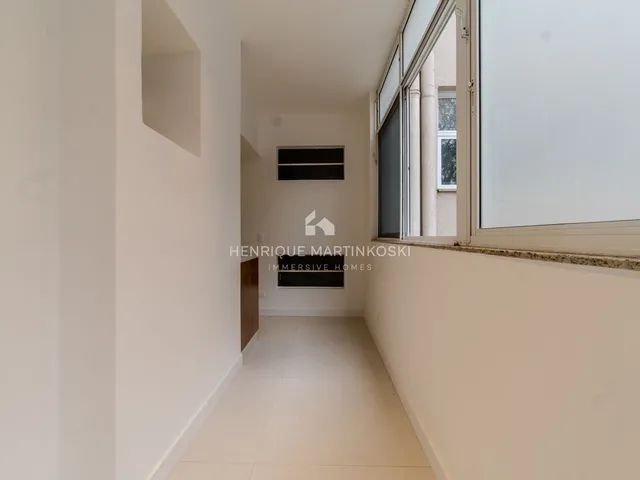 Imagem 15: Apartamento reformado com 151 m², planta ampla e localização privilegiada entre o