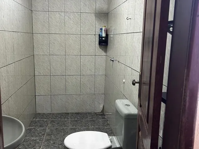 Imagem 3: Casa à Venda no Guanabara com 4 Quartos, Escritório e Garagem para 2 Carros