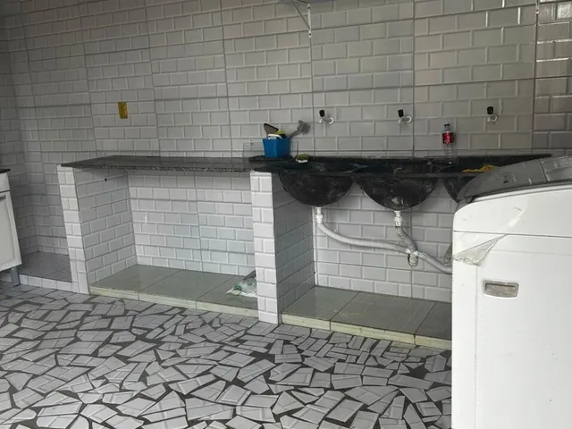 Imagem 2: Casa à Venda no Guanabara com 4 Quartos, Escritório e Garagem para 2 Carros