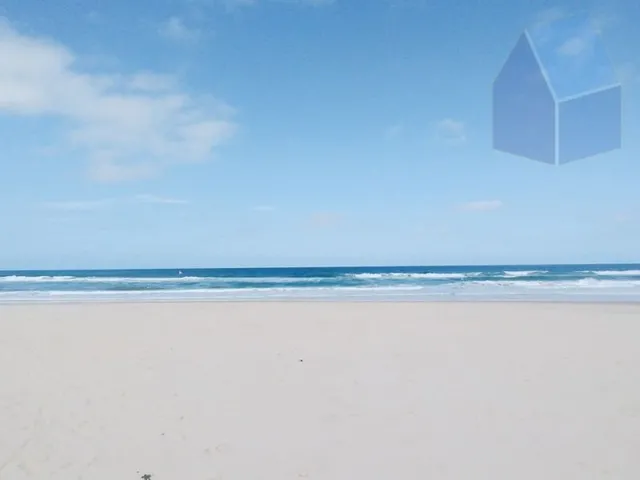 Imagem 10: Lindo Apto 2 Dorm. em Condomínio com Psicina a 100Mts da Praia Brava