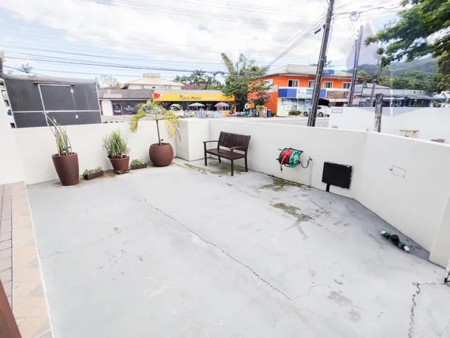 Imagem 4: Casa 2 pisos com 3 dormitórios a 150mts da praia da Cachoeira do Bom Jesus