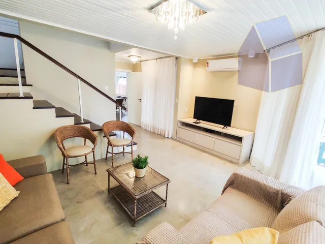 Imagem 4: Casa com 3 dormitórios sendo 1 suite a 50mts da praia da Cachoeira do Bom Jesus