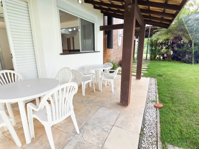 Imagem 13: Excelente casa com piscina, com 5 suítes a 50mts da Praia