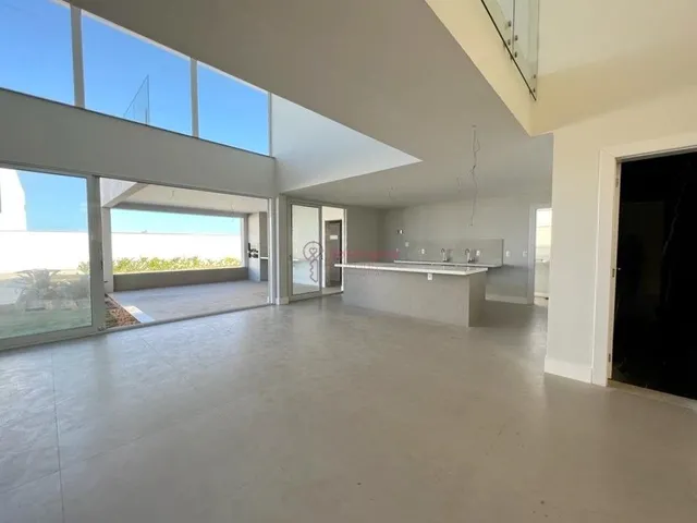 Imagem 16: Casa Duplex maravilhosa alto padrão de 4 quartos, sendo 4 suítes em condomínio fechado!