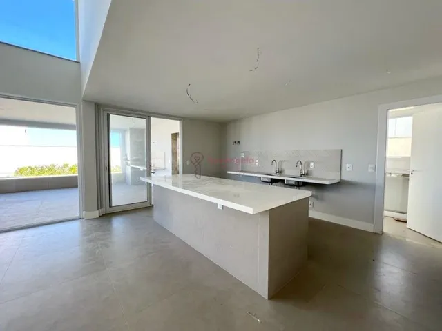 Imagem 9: Casa Duplex maravilhosa alto padrão de 4 quartos, sendo 4 suítes em condomínio fechado!