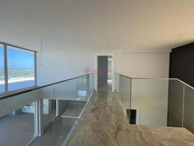 Imagem 14: Casa Duplex maravilhosa alto padrão de 4 quartos, sendo 4 suítes em condomínio fechado!