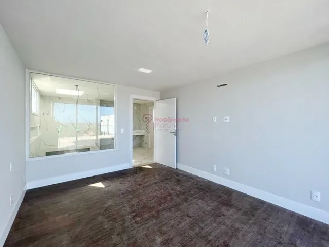 Imagem 6: Casa Duplex maravilhosa alto padrão de 4 quartos, sendo 4 suítes em condomínio fechado!