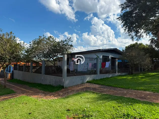 Imagem: Casa a Venda na Av. Paraná em santa Helena-Pr