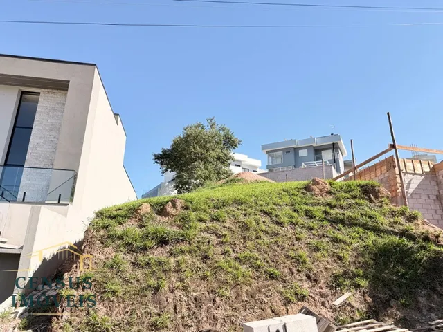 Imagem 3: Terreno À Venda com 515 M², no Condomínio Picollo Villaggio em Louveira, no Bairro Vila Omizollo