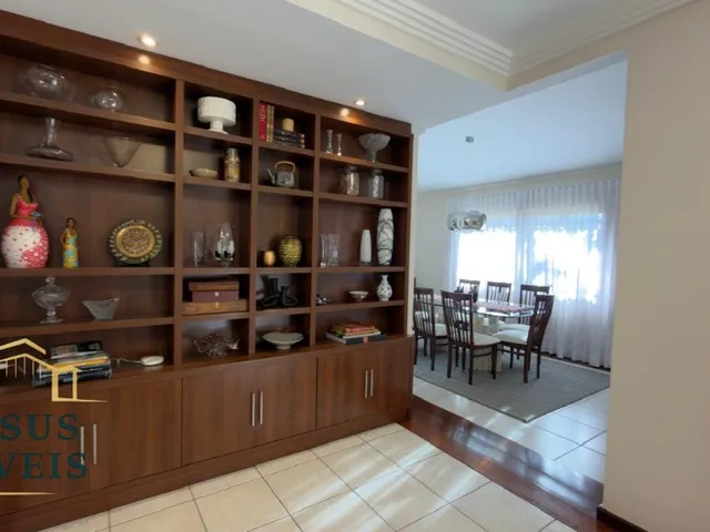 Imagem 7: Belíssima Casa À Venda com 4 Quartos, no Condomínio Marambaia em Vinhedo