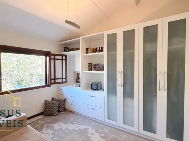 Imagem 10: Belíssima Casa À Venda com 4 Quartos, no Condomínio Marambaia em Vinhedo