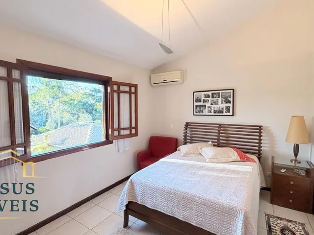 Imagem 5: Belíssima Casa À Venda com 4 Quartos, no Condomínio Marambaia em Vinhedo