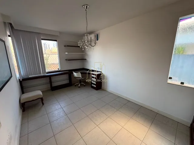 Imagem 15: Casa de luxo em condomínio à venda em Jaguaribe com 4 quartos 4 suítes 3 salas 6