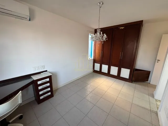 Imagem 14: Casa de luxo em condomínio à venda em Jaguaribe com 4 quartos 4 suítes 3 salas 6