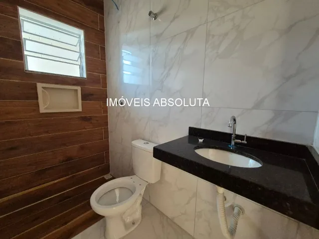 Imagem 6: Casa À Venda com Dois Dormitórios e Piscina em Itanhaém - Bairro Nossa Senhora do Sion