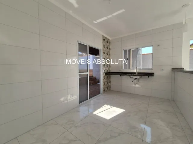 Imagem 7: Casa À Venda com Dois Dormitórios e Piscina em Itanhaém - Bairro Nossa Senhora do Sion