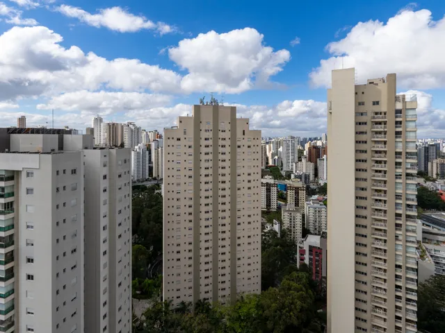 Imagem 10: Apartamento para Venda em Vila Andrade com 3 Quartos, Sendo 3 Suítes, 150M²