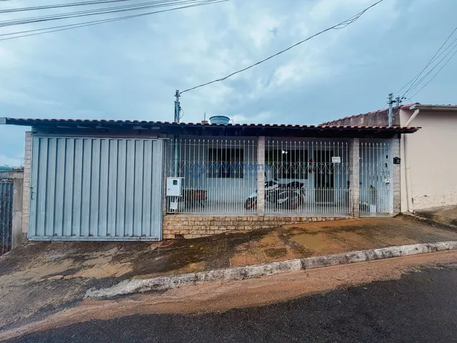 Imagem: CASA RESIDENCIAL em ALFENAS - MG, JARDIM