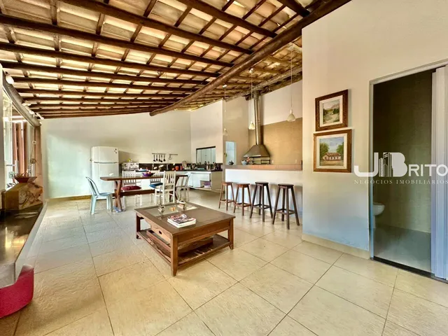 Imagem 8: Casa Duplex na Pedra do Sal, Itapuã - 5 Quartos (3 Suítes), Piscina, Área Gourmet, Rua Fechada - Salvador, Ba