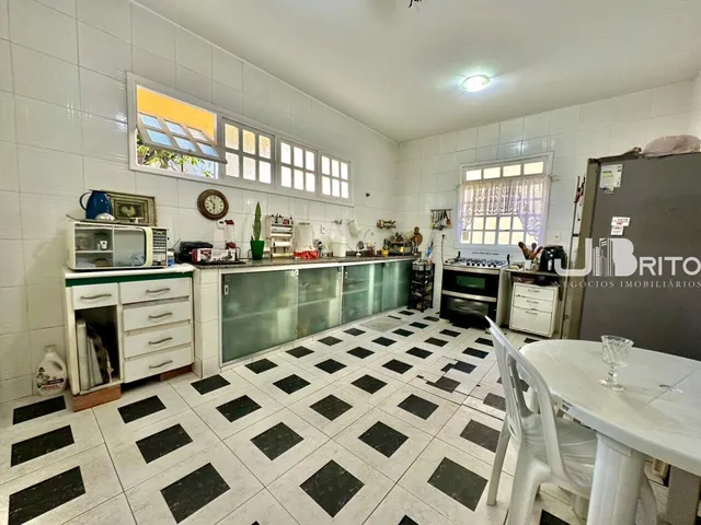 Imagem 9: Casa Duplex na Pedra do Sal, Itapuã - 5 Quartos (3 Suítes), Piscina, Área Gourmet, Rua Fechada - Salvador, Ba