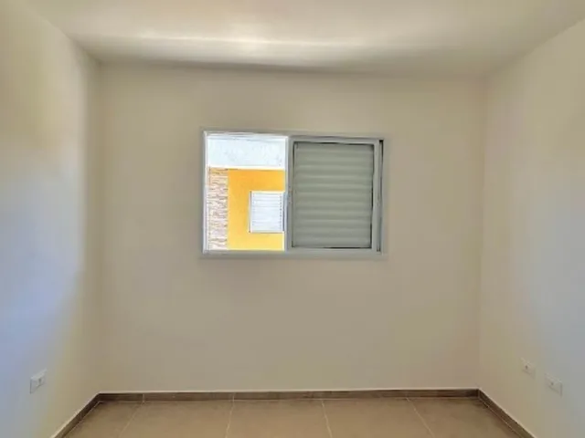 Imagem 15: Locação Anual, no Indaiá, 2 Dormitórios Sendo 1 Suíte, Sala e Cozinha, 1 Vaga, À 600 Metros da Praia