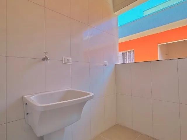Imagem 13: Locação Anual, no Indaiá, 2 Dormitórios Sendo 1 Suíte, Sala e Cozinha, 1 Vaga, À 600 Metros da Praia