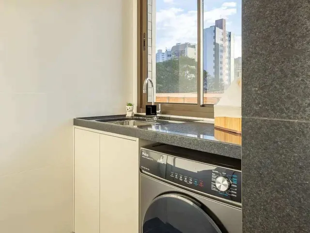 Imagem 2: Apartamento de Luxo À Venda em Belo Horizonte, Sion, com 2 Quartos, 72M²