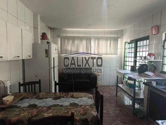 Imagem 6: CASA BAIRRO SARAIVA