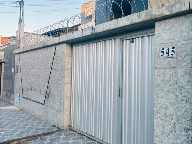 Imagem: Casa duplex 4 quartos 1 suíte por trás