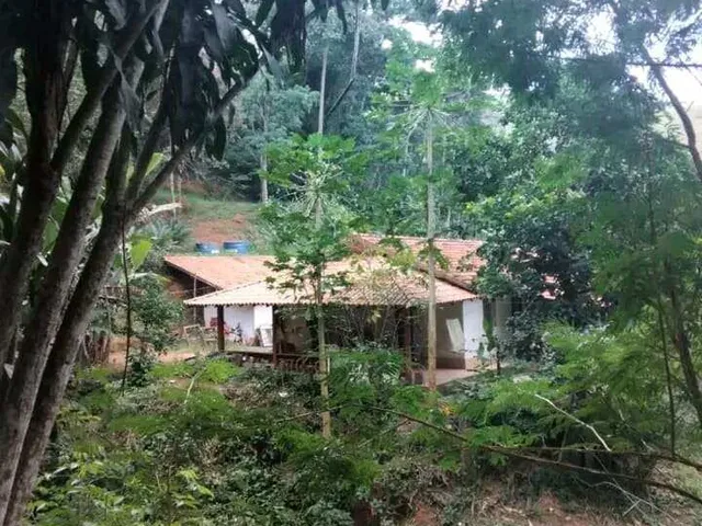 Imagem: Sítio À Venda em Valença, com 2 Quartos