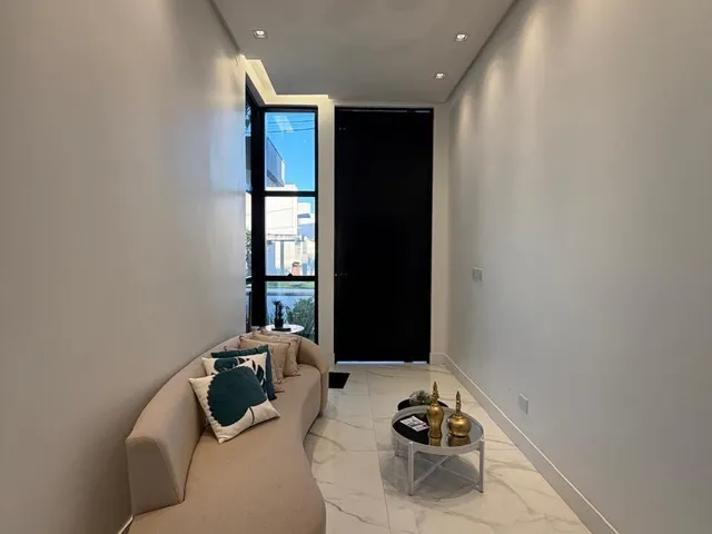Imagem 8: Linda Casa Reformada em Condomínio no Sim