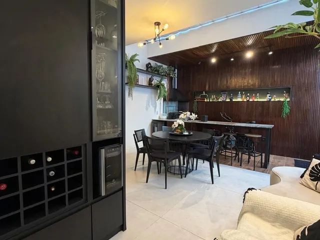 Imagem 14: Linda Casa Reformada em Condomínio no Sim