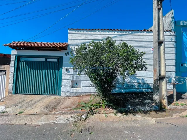 Imagem: Casa Residencial em Alfenas - Mg, Jardim