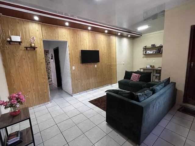 Imagem 10: Casa Ampla no Bairro Guanabara com 175 m², Sacada e Quintal – Aceita Financiamento