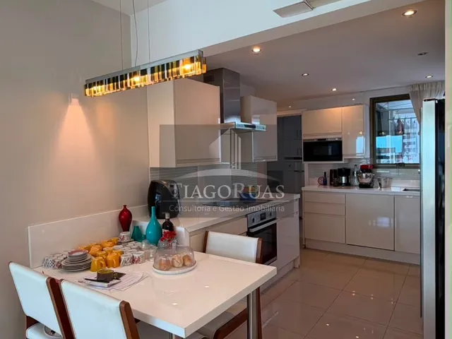 Imagem 14: VENDA - Luxuoso Apartamento de 4 Suítes na Corredor da Vitória em Salvador-BA: 181m²