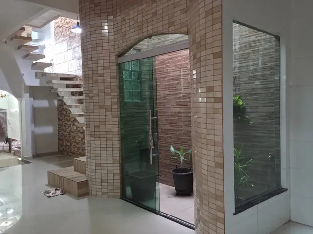 Imagem 7: Casa Triplex com Hidromassagem e Móveis